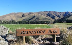 Bauchops Hill Station Farmstay